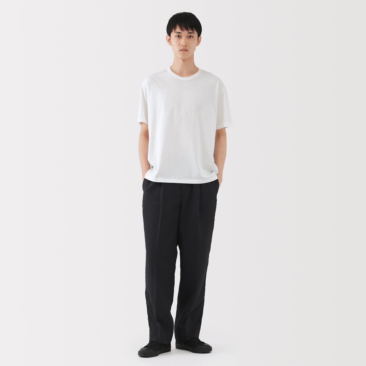 紳士　昔ながらの製法で編み立てた天竺クルーネック半袖Ｔシャツ