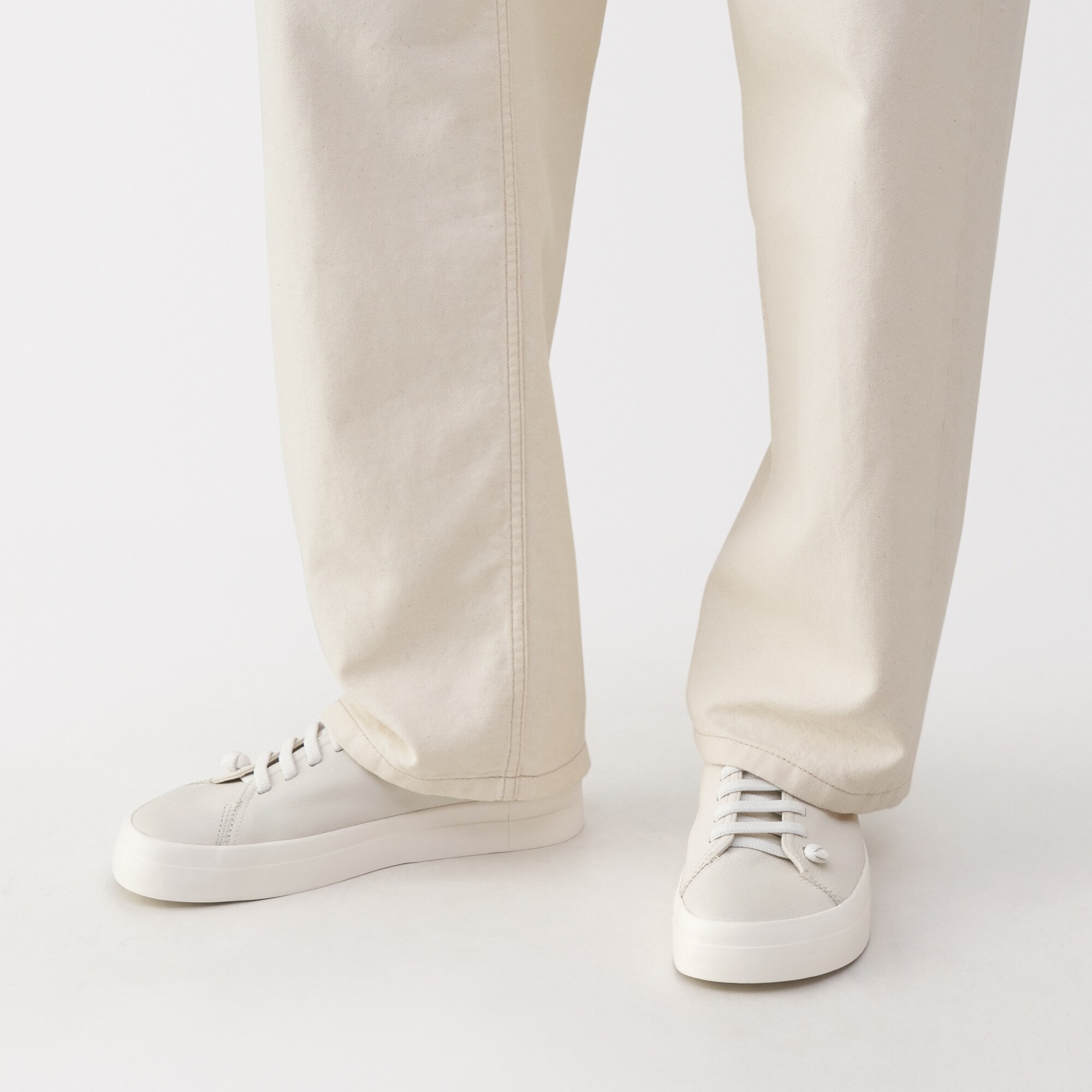 紳士　レザーローカットスニーカー