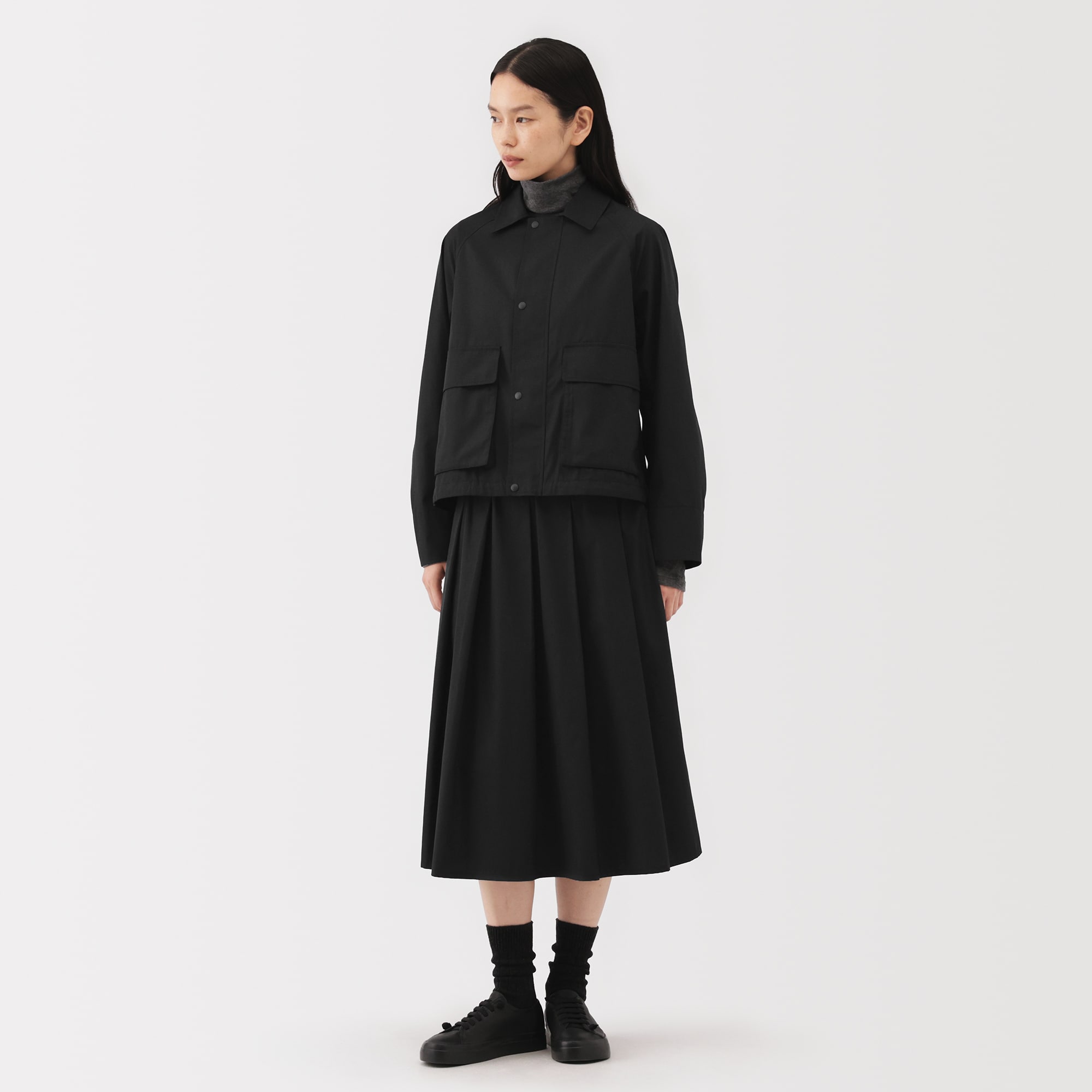 婦人 ユニフォーム素材で作ったショートブルゾン | 無印良品