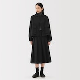 婦人　ユニフォーム素材で作ったショートブルゾン