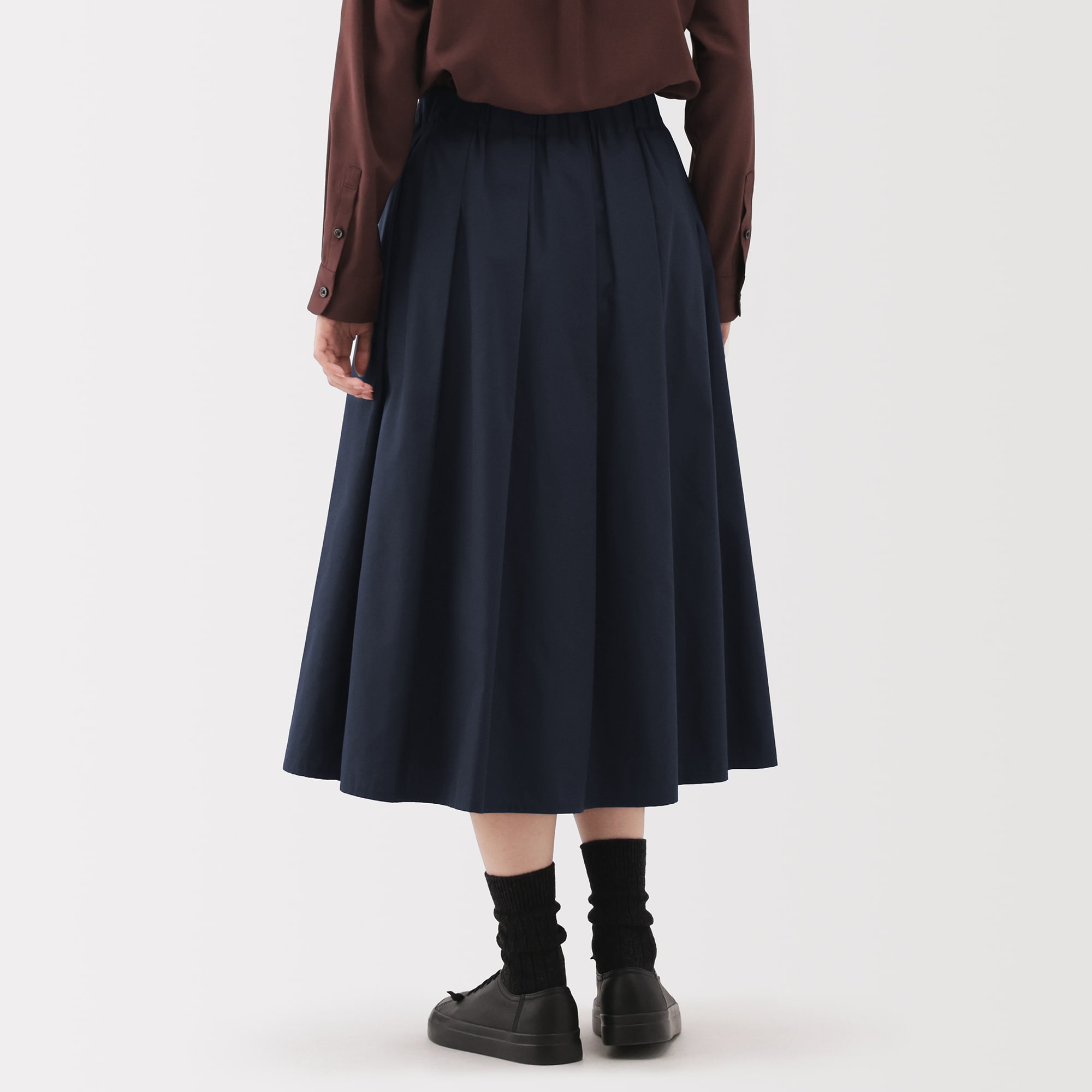 婦人 ユニフォーム素材で作ったイージータックスカート | 無印良品