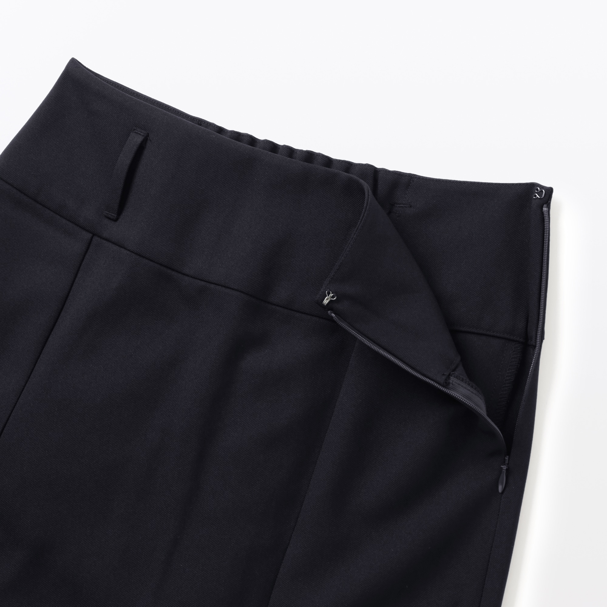 婦人　ユニフォーム素材で作ったタックスカート