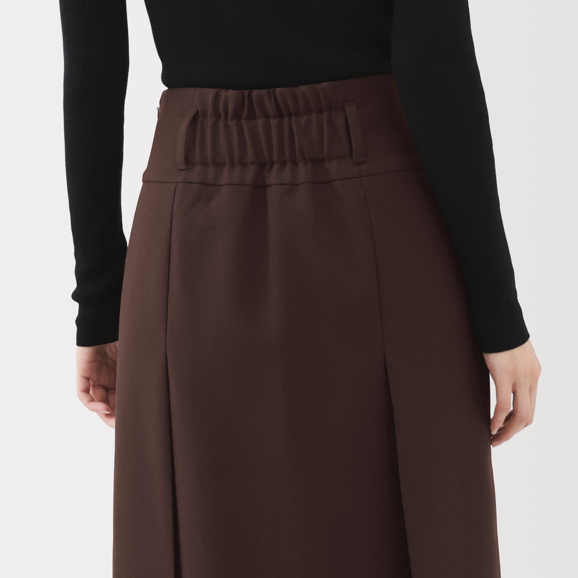 婦人　ユニフォーム素材で作ったタックスカート