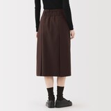 婦人　ユニフォーム素材で作ったタックスカート