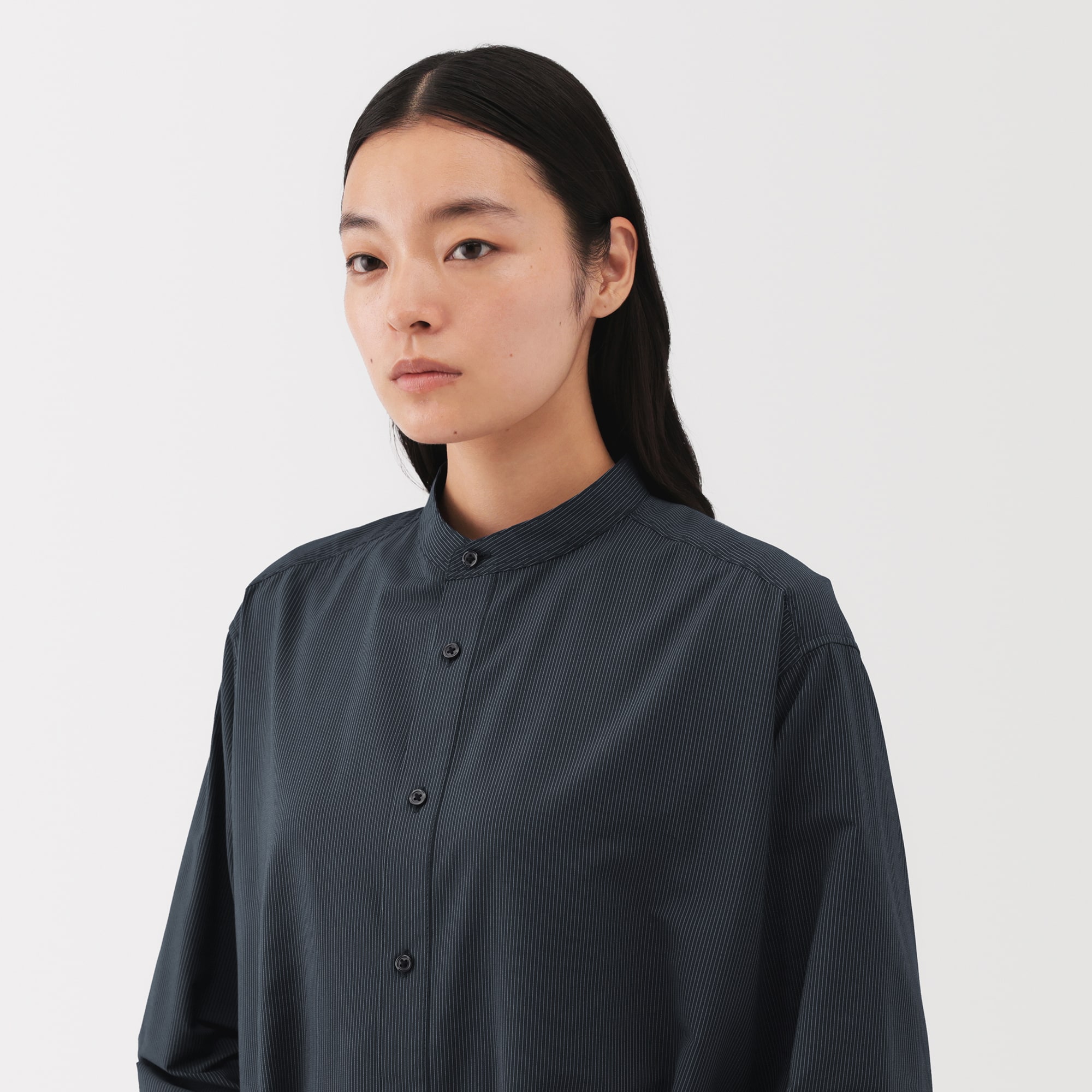 婦人　植物由来の素材を使ったリラックスフィットシャツワンピース（ストライプ）