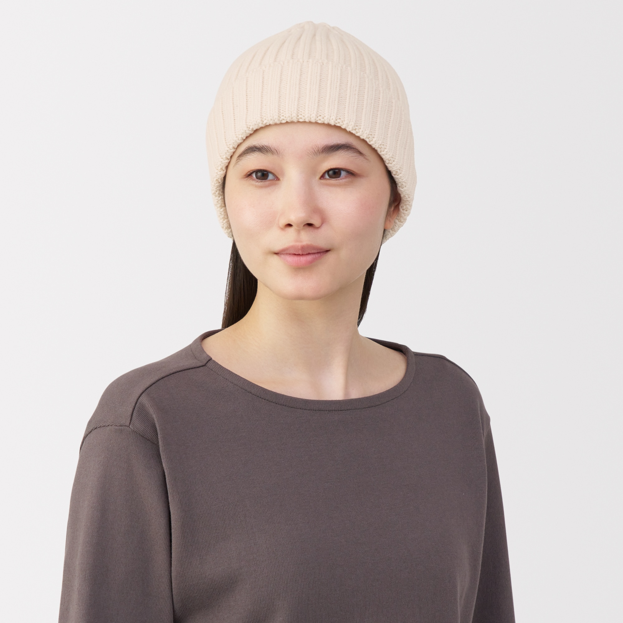 おでこのチクチクを抑えたメリノウール混　ワッチ