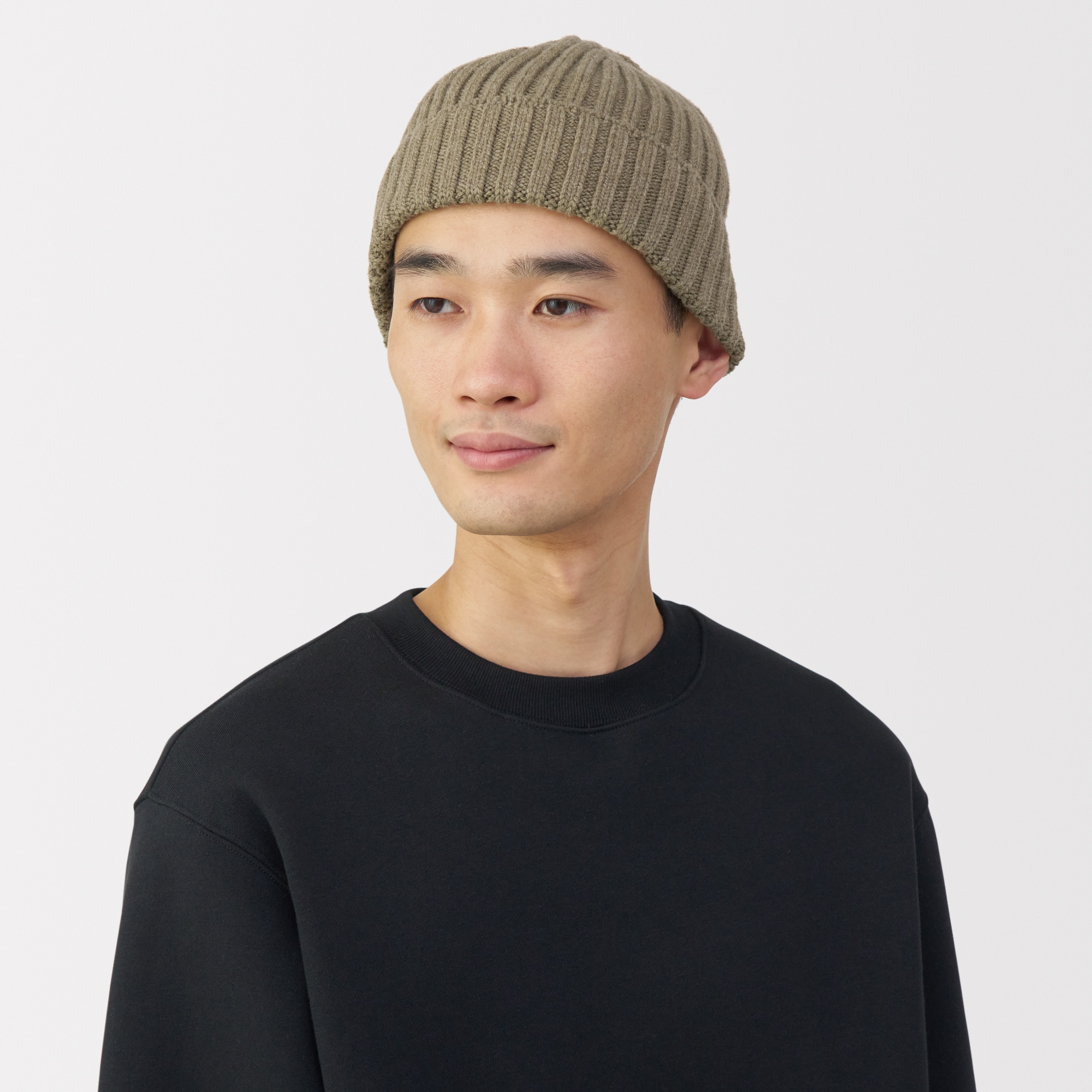 おでこのチクチクを抑えたメリノウール混　ワッチ