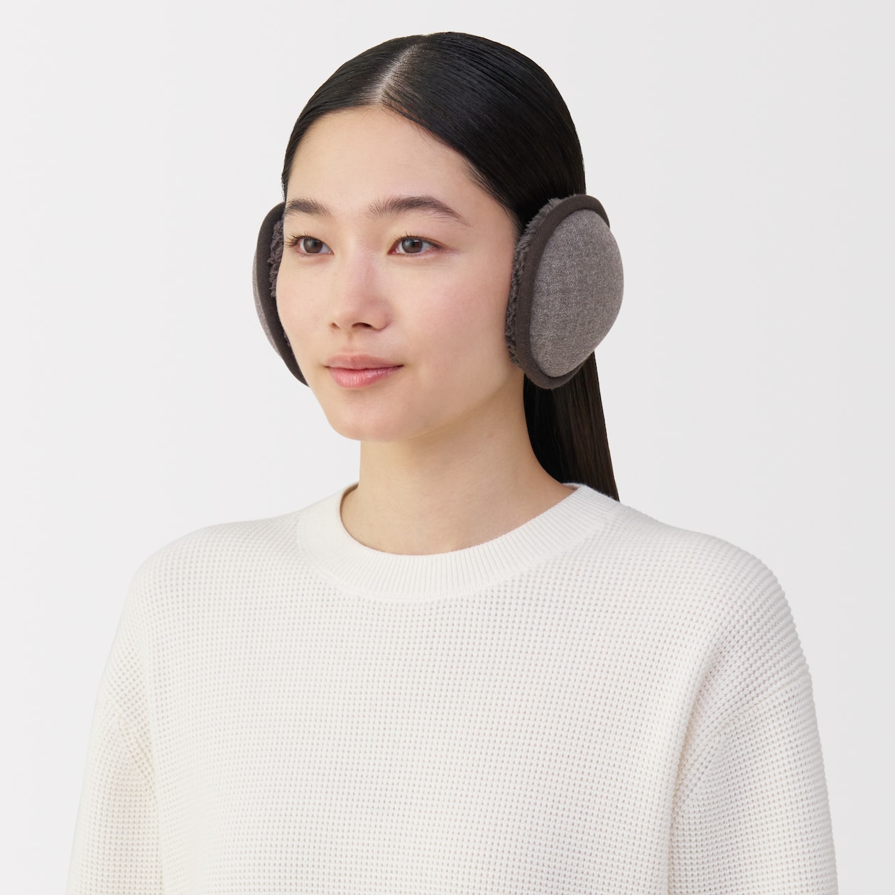 後ろから着ける　イヤーマフ