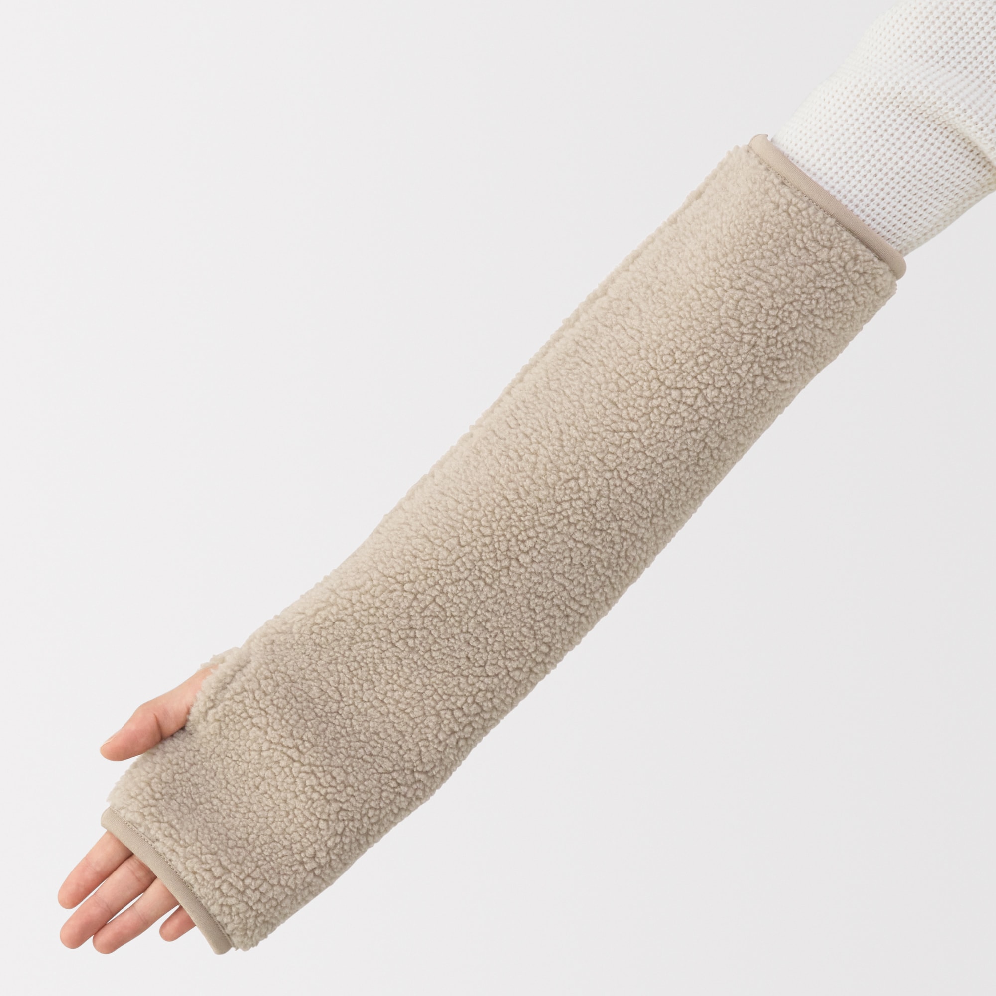 再生ポリエステル　くつろぎボア　アームウォーマー