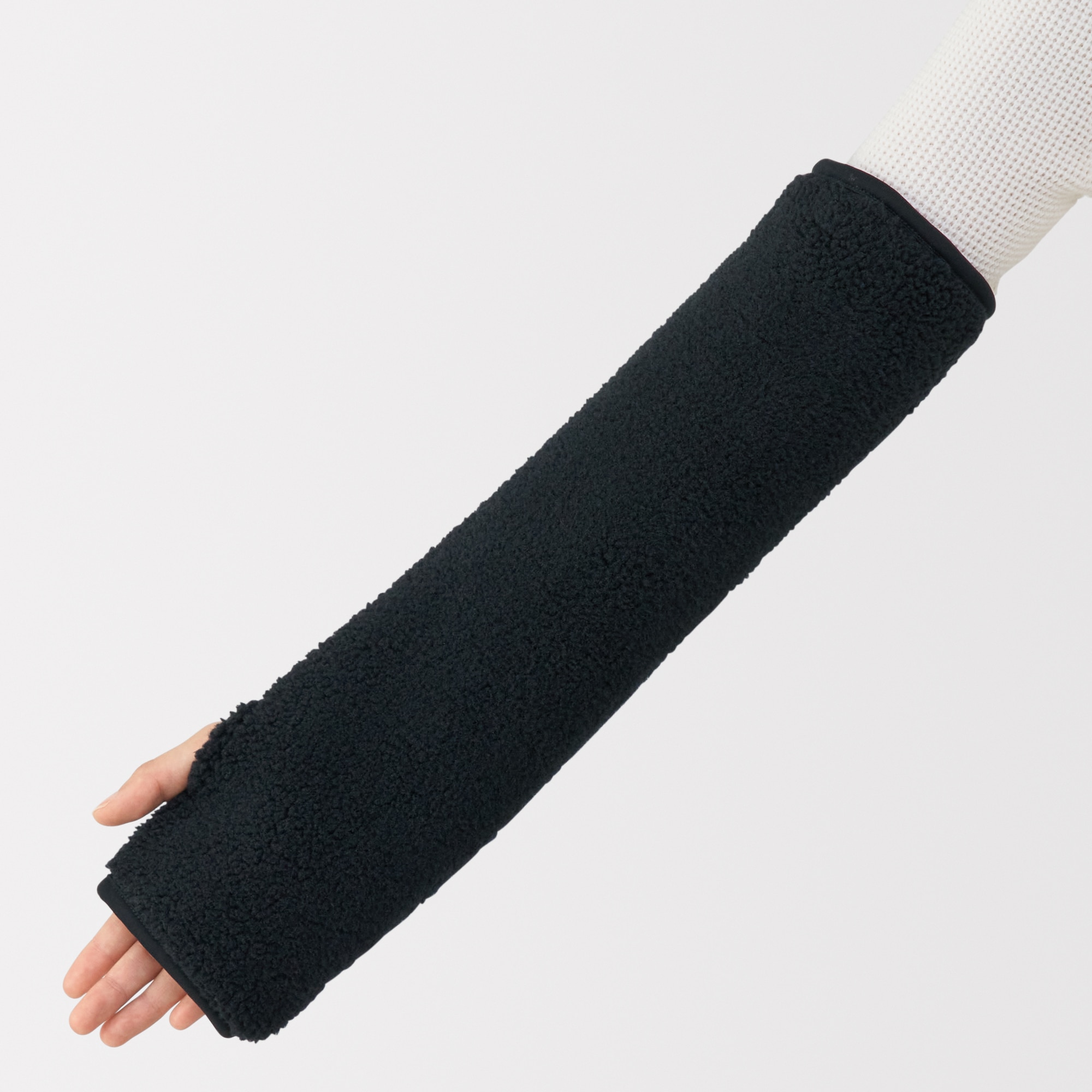 再生ポリエステル　くつろぎボア　アームウォーマー