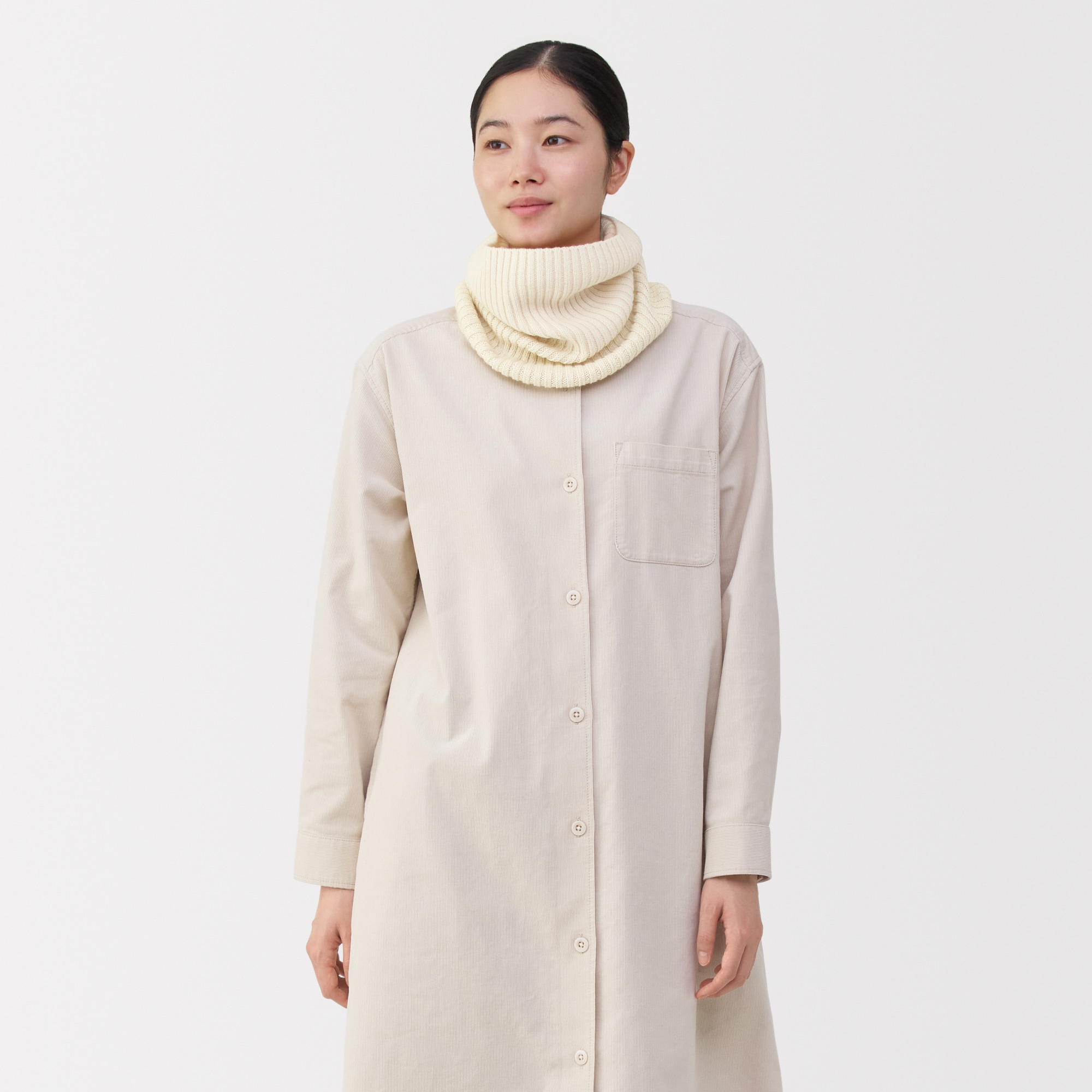 首のチクチクを抑えたメリノウール混 ネックウォーマー | 無印良品