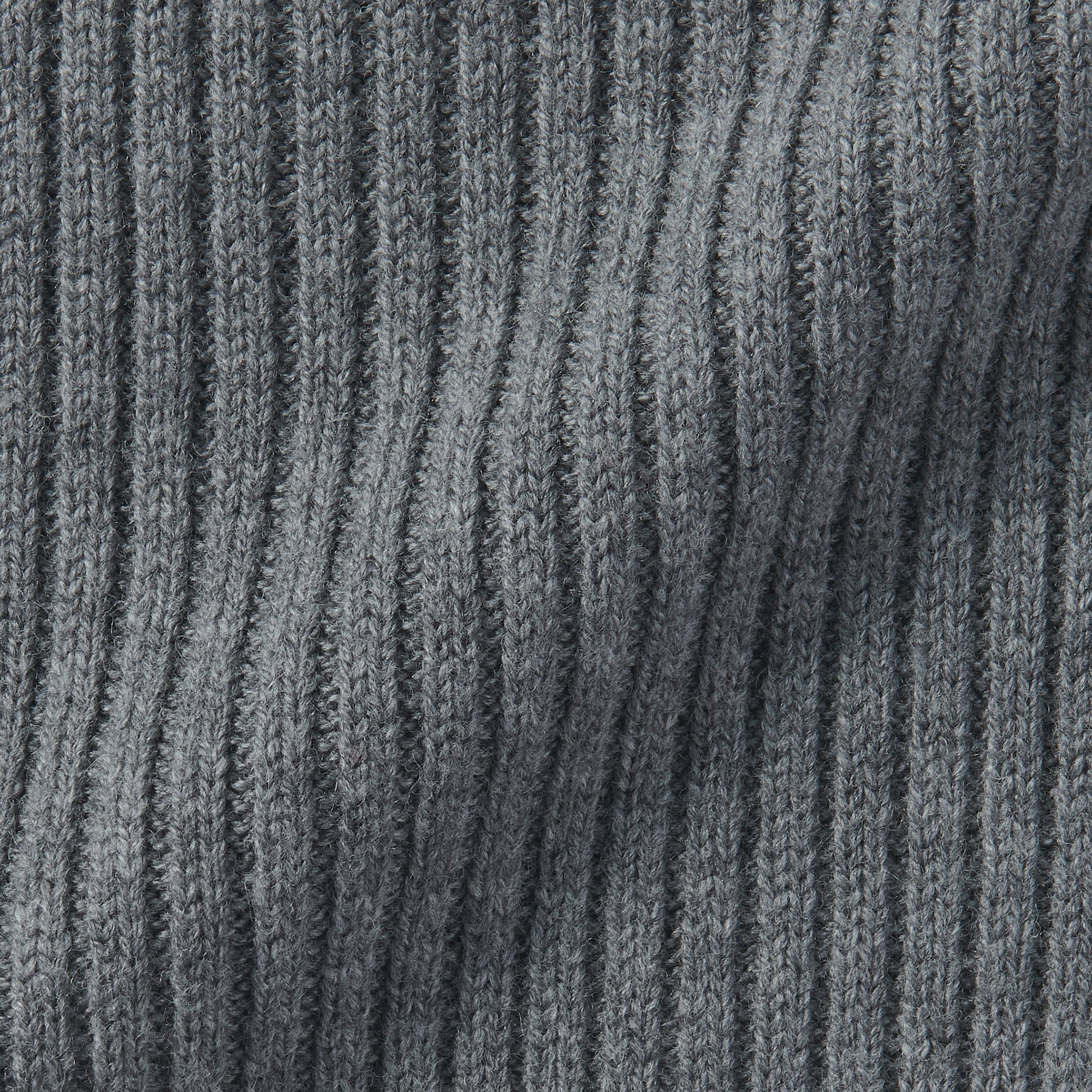 首のチクチクを抑えたメリノウール混　ポンチョ