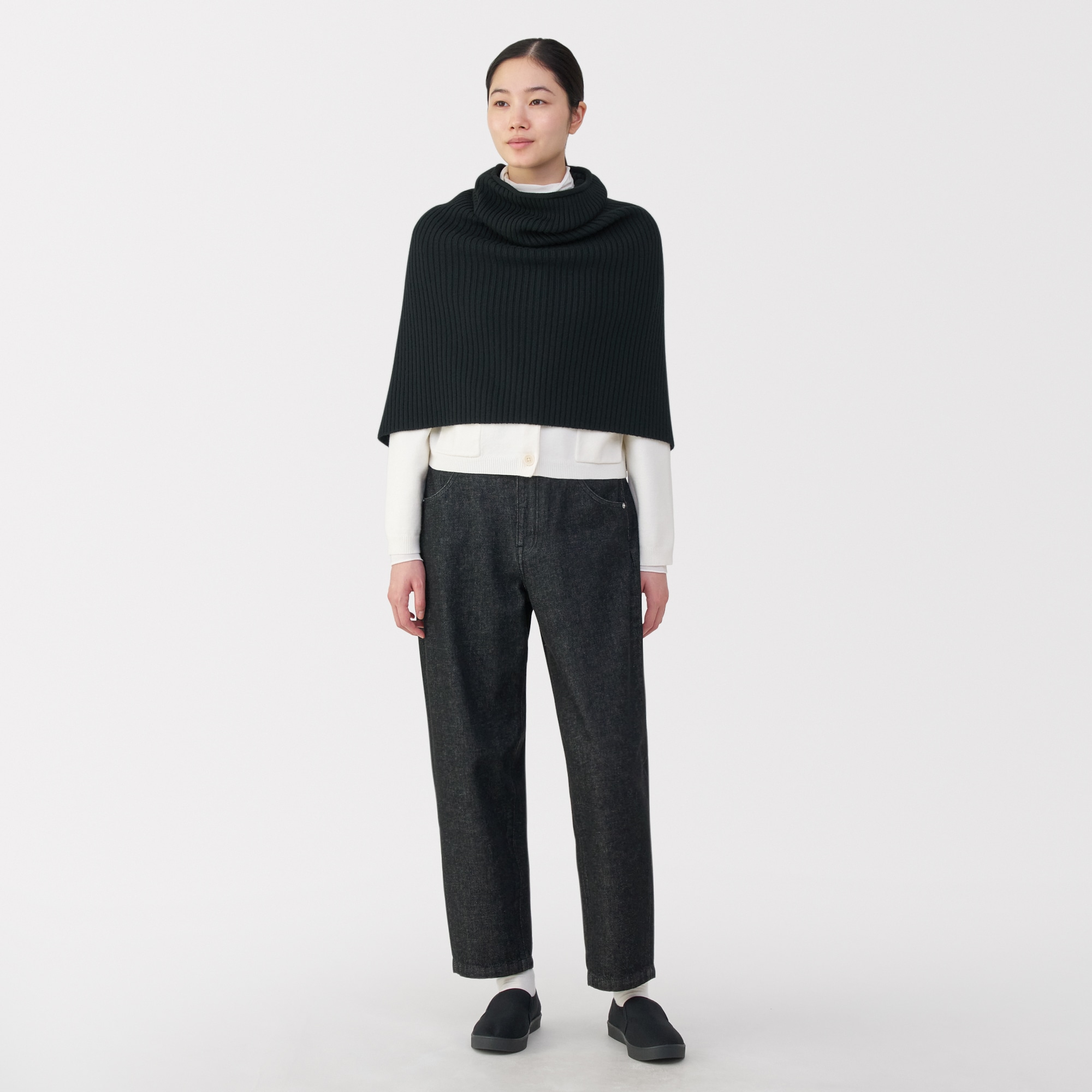 首のチクチクを抑えたメリノウール混 ポンチョ | 無印良品