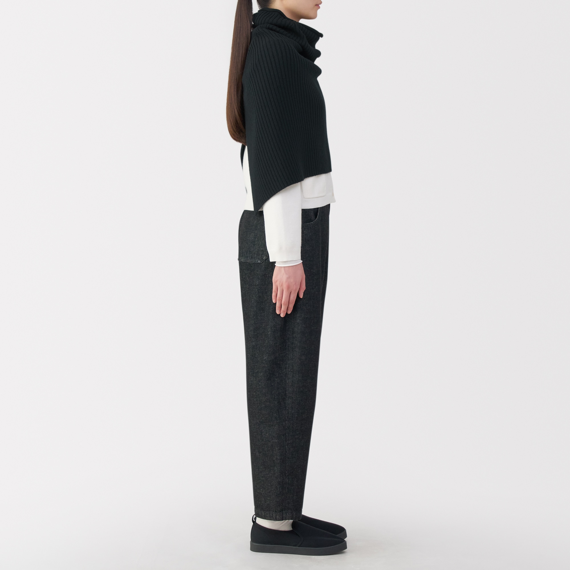 首のチクチクを抑えたメリノウール混 ポンチョ | 無印良品