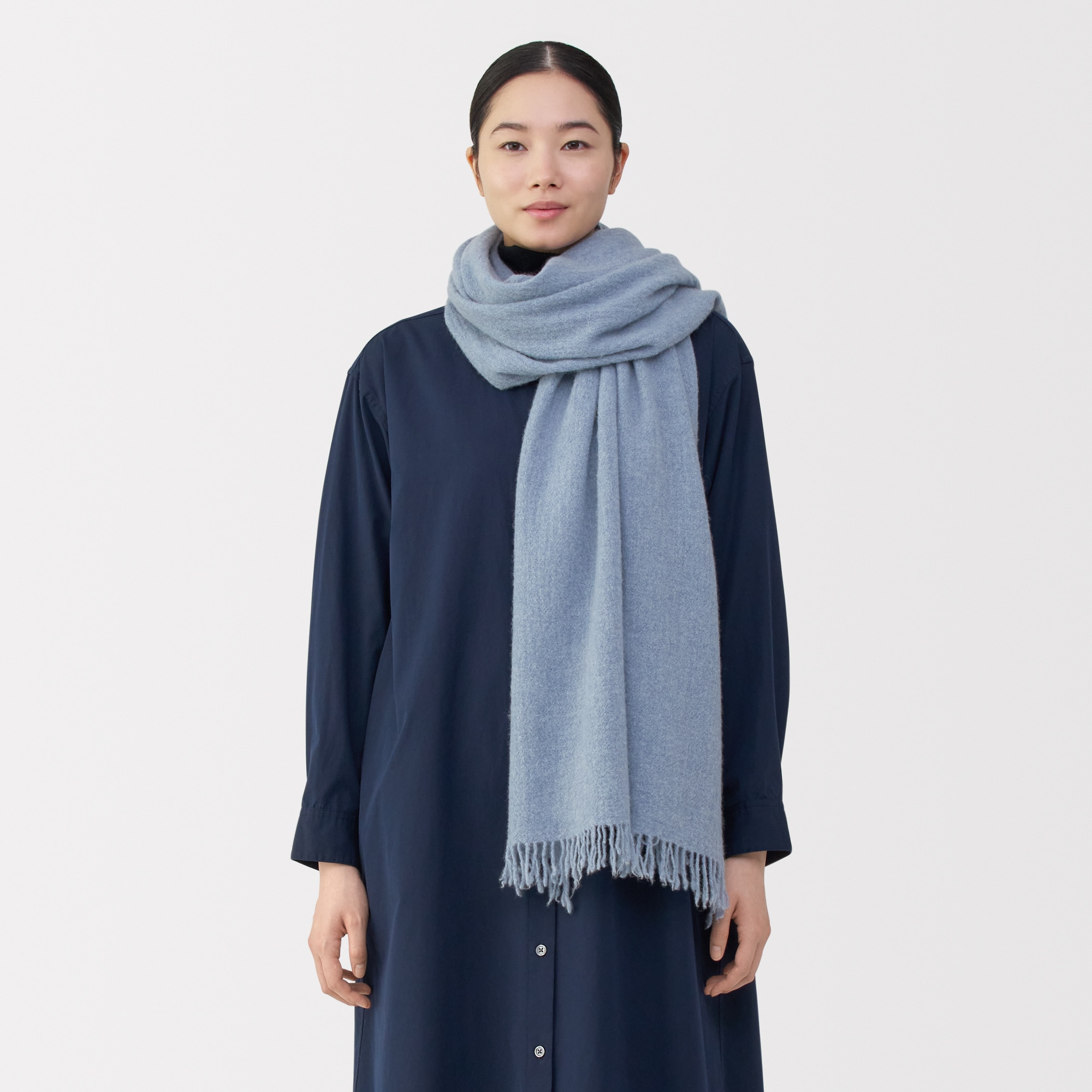 ふっくらウール　大判ストール（薄手）