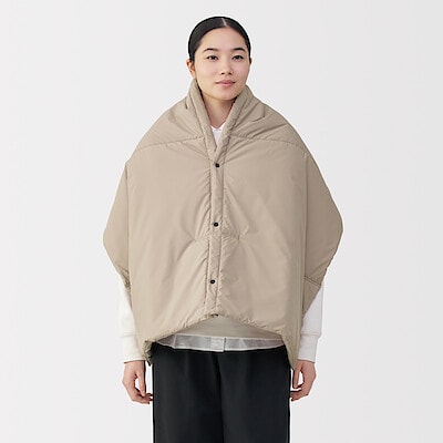 吸湿発熱中わた表面撥水パッカブル　ケープ