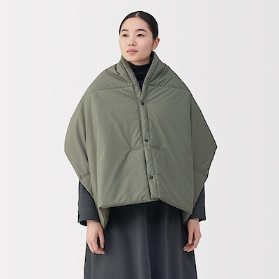 【１１月上旬発売予定】吸湿発熱中わた表面撥水パッカブル　ケープ