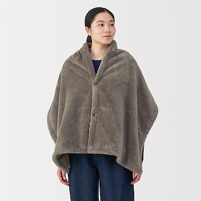 再生ポリエステルあったかボア　ケープ