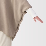 再生ポリエステルくつろぎボア　ケープ