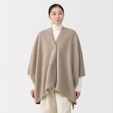 再生ポリエステルくつろぎボア　ケープ