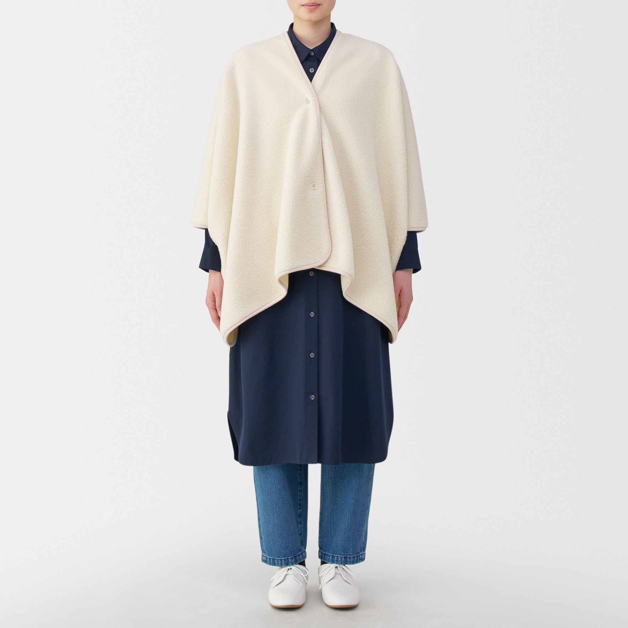 再生ポリエステルくつろぎボア ケープ | 無印良品