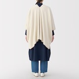 再生ポリエステルくつろぎボア　ケープ