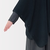 再生ポリエステルくつろぎボア　ケープ