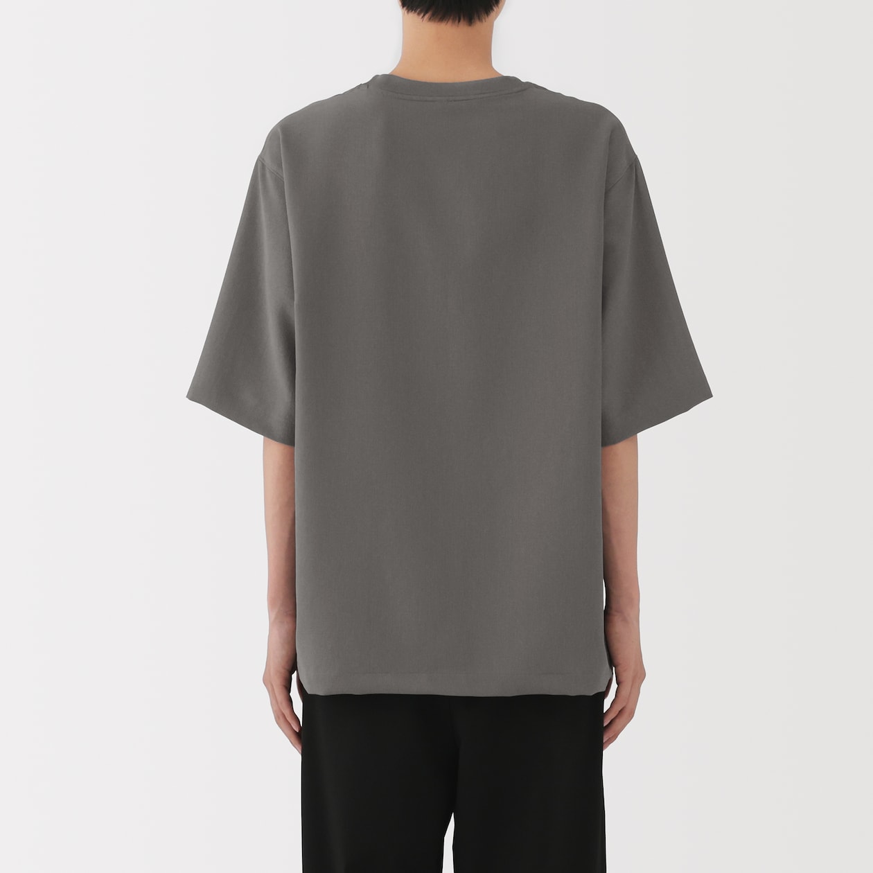 紳士　風を通す　ストレッチ　五分袖布帛Ｔシャツ