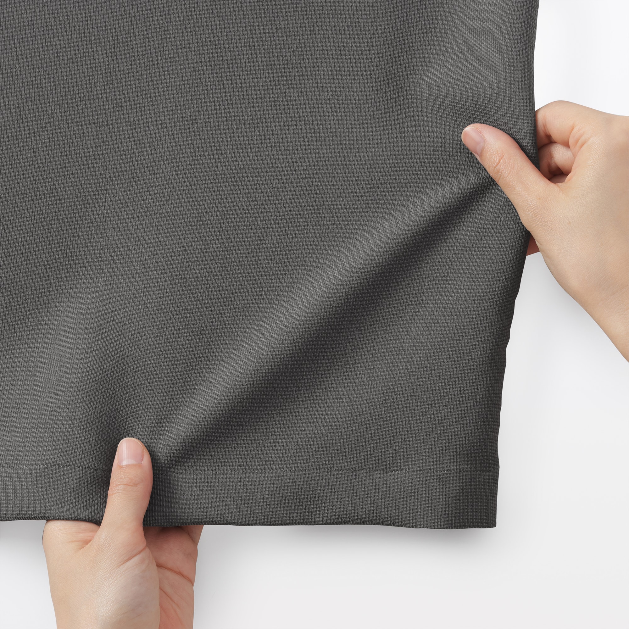 紳士　風を通す　ストレッチ　五分袖布帛Ｔシャツ