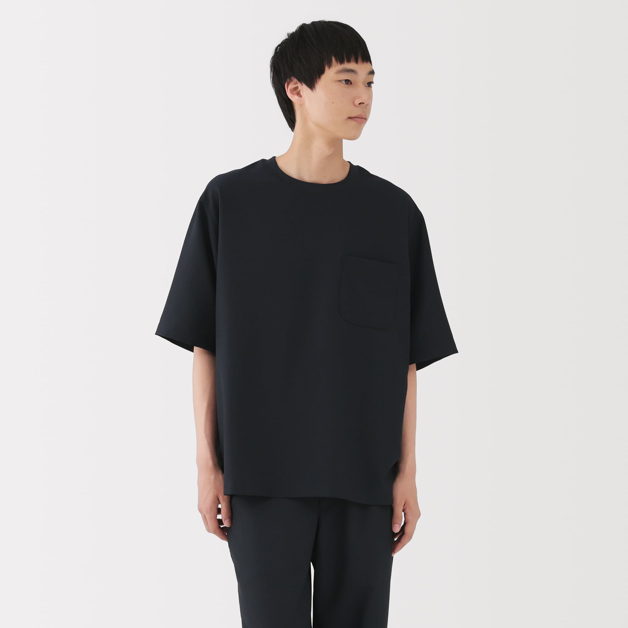 無地Tシャツ専門 MUJI出品 紳士 風を通す ストレッチ 五分袖布帛Tシャツ | 無印良品