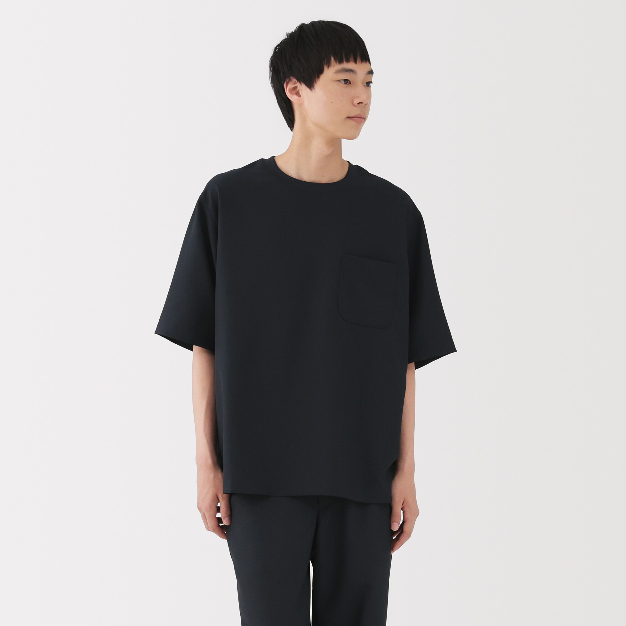 紳士　風を通す　ストレッチ　五分袖布帛Ｔシャツ