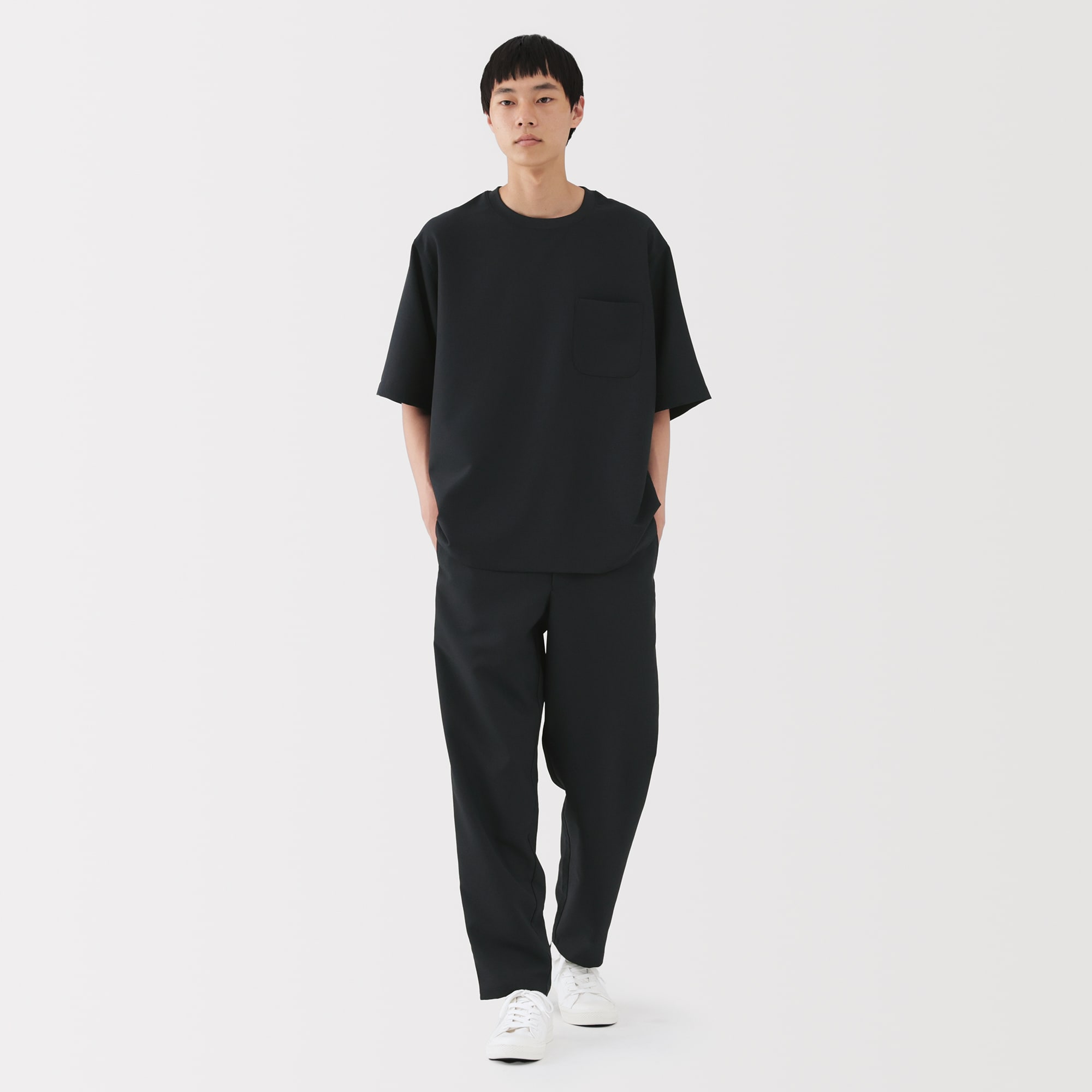 紳士　風を通す　ストレッチ　五分袖布帛Ｔシャツ