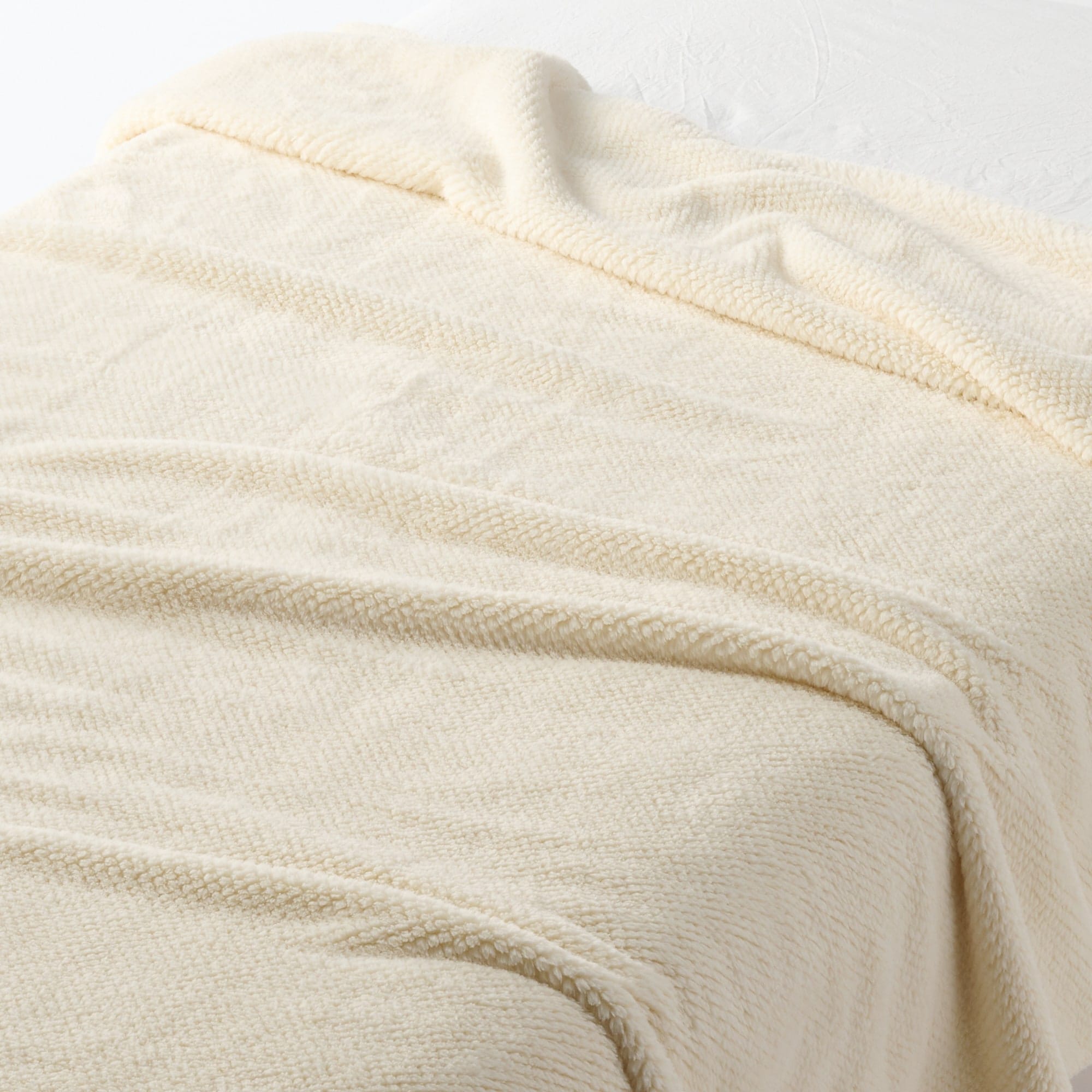 再生ポリエステル　あたたかファイバー薄手毛布・Ｄ