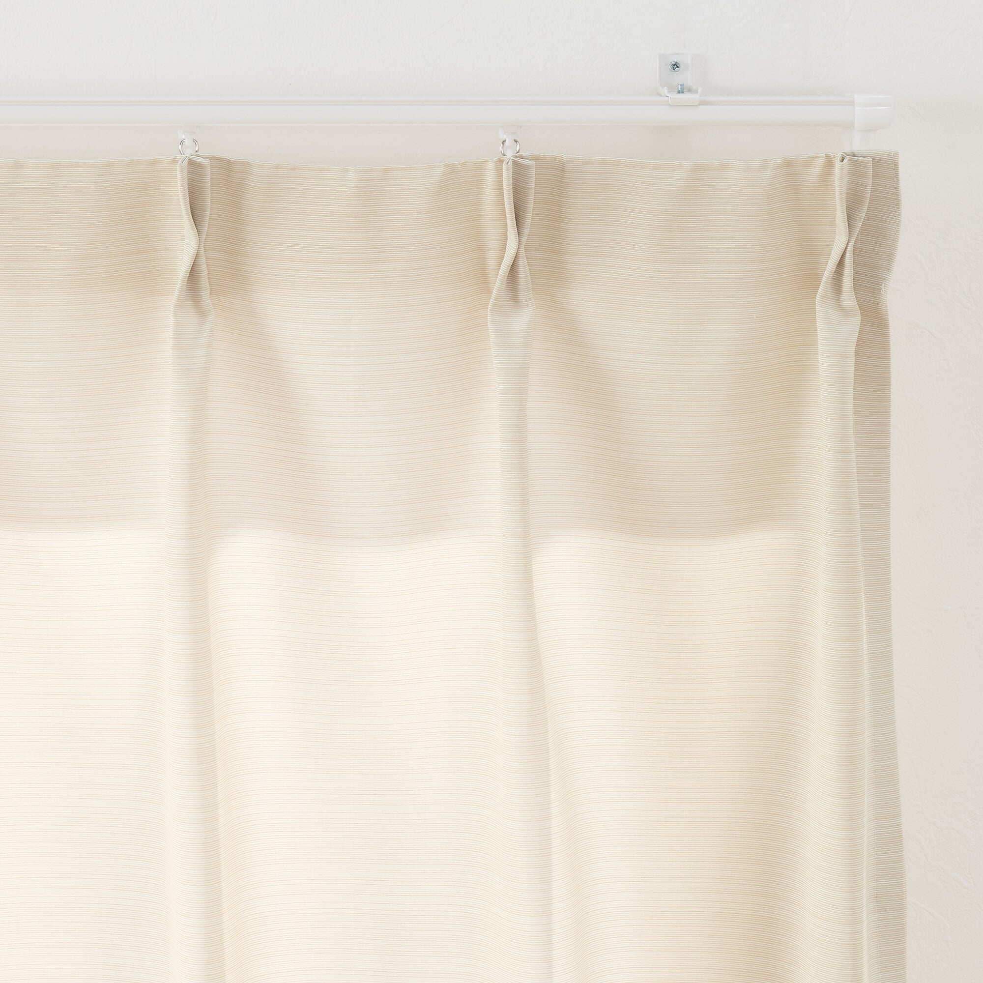 ポリエステルグログラン（防炎）プリーツカーテン／ライトベージュ