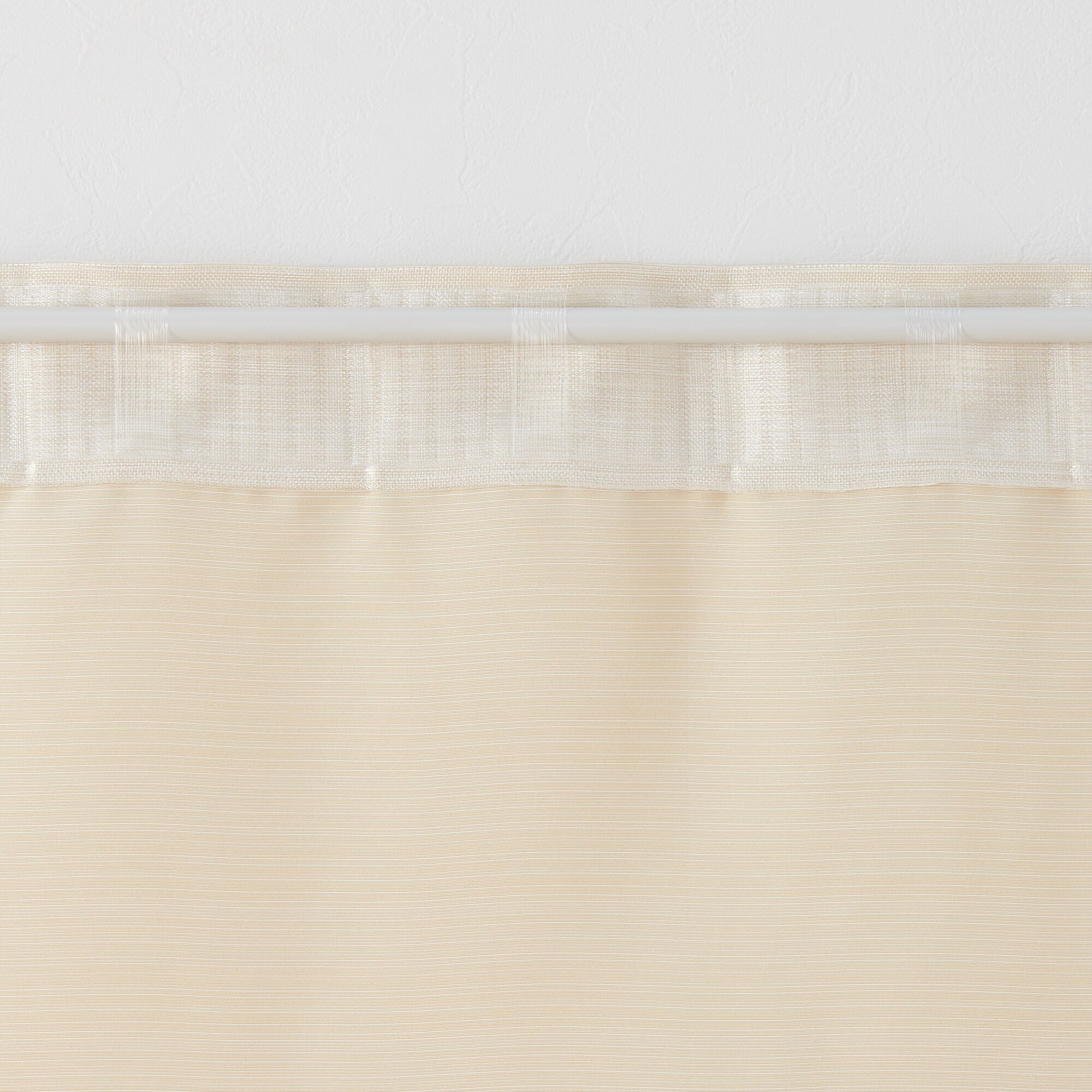 ポリエステルグログラン（防炎）ノンプリーツカーテン／ライトベージュ