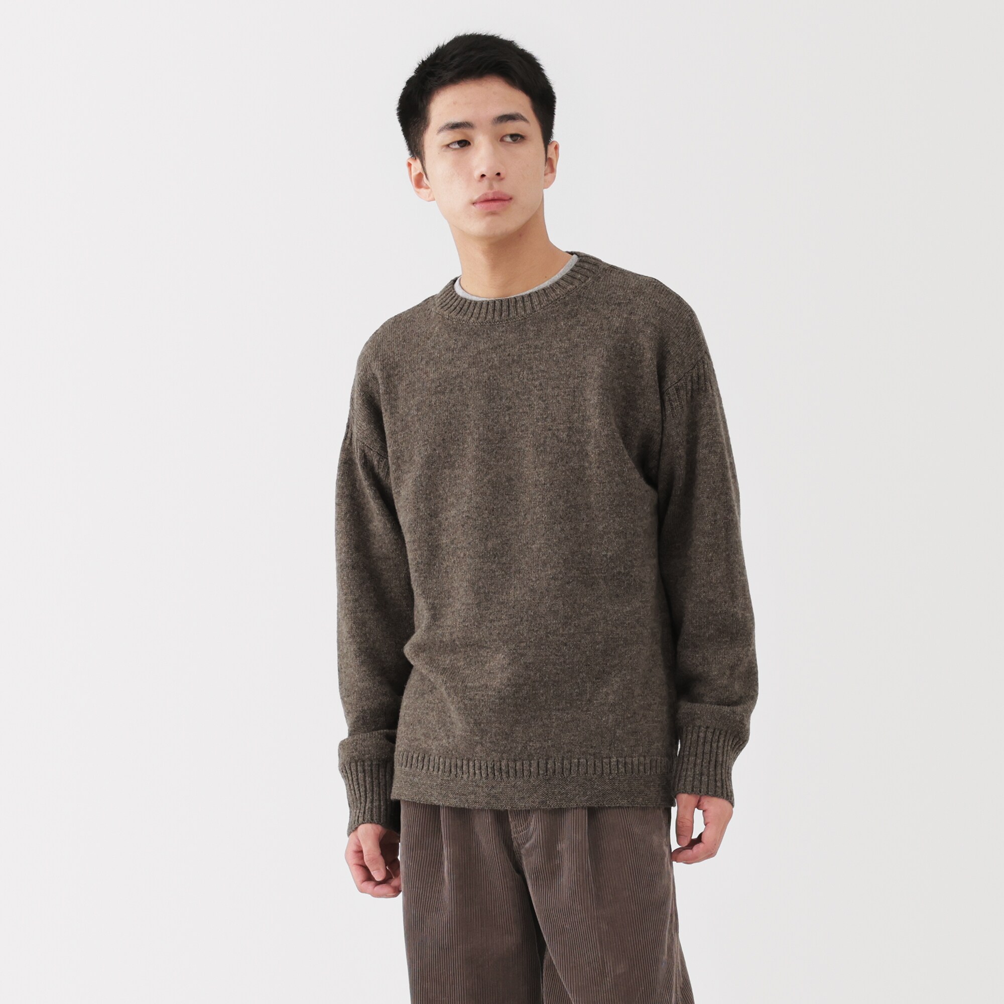 紳士　アンデスウールクルーネックセーター