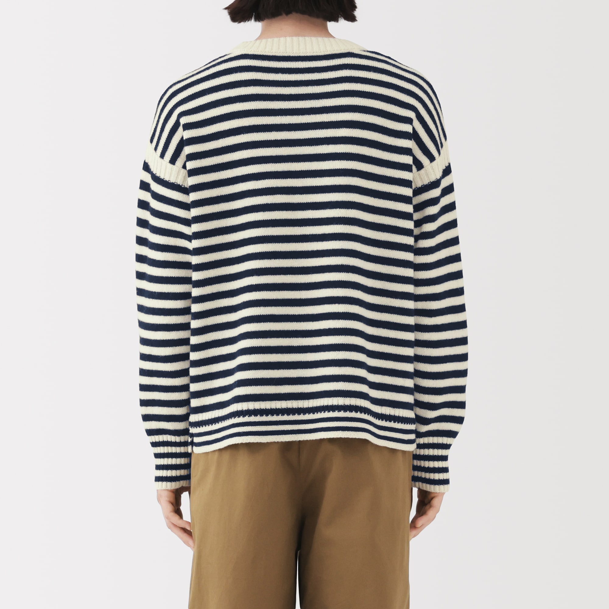 紳士　アンデスウールクルーネックセーター