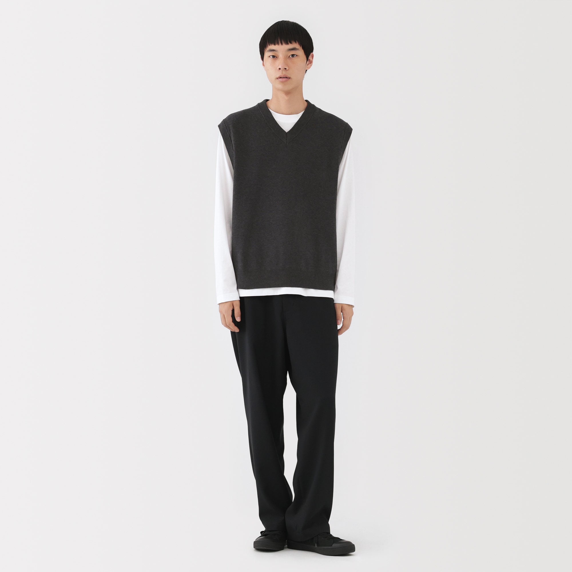 ★新品タグ付き★ 無印良品　手編みニットベスト キナリ ユニセックス 無印良品（MUJI） ベスト 婦人 洗えるミラノリブ編みベスト レディース