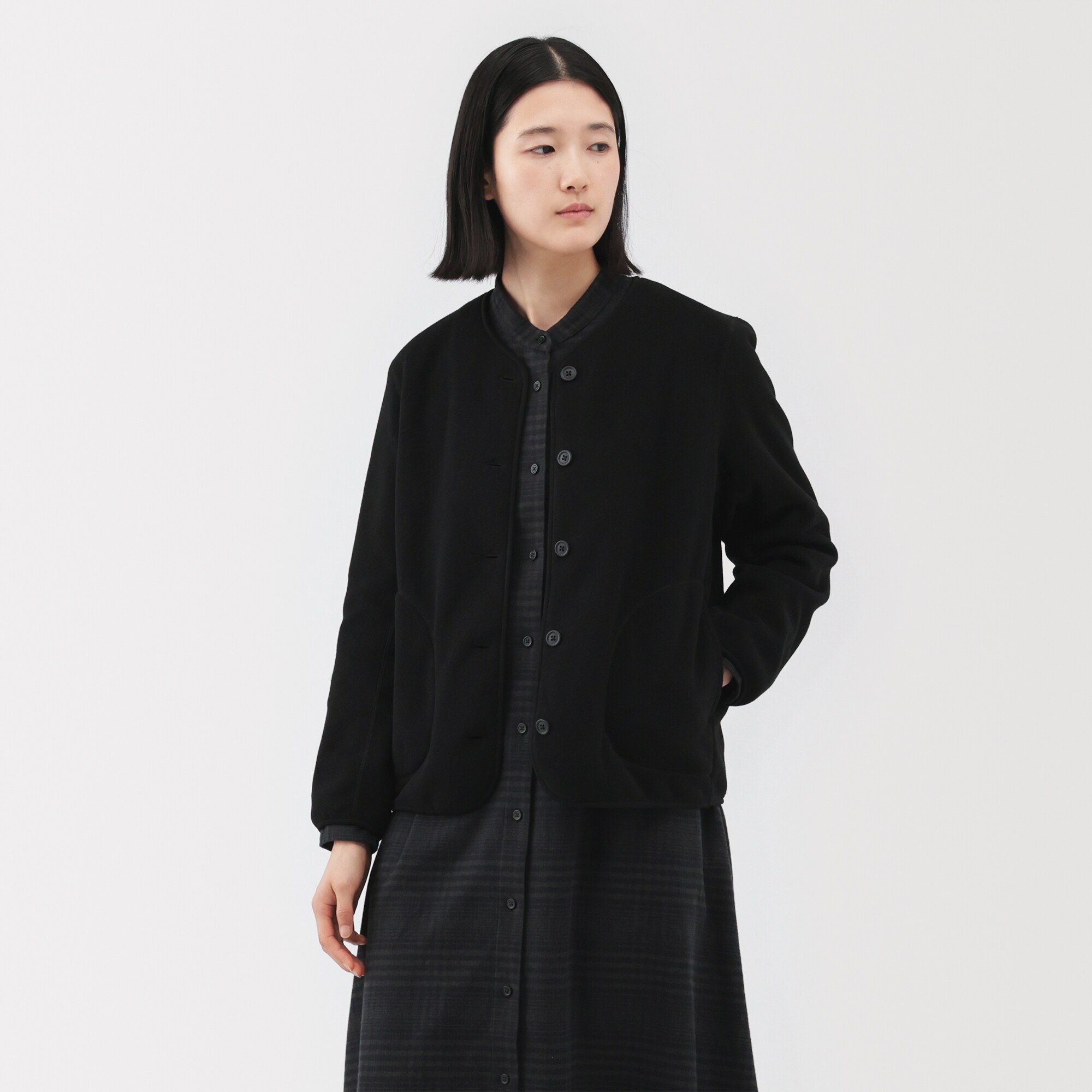 婦人　素材に還るフリースカーディガン