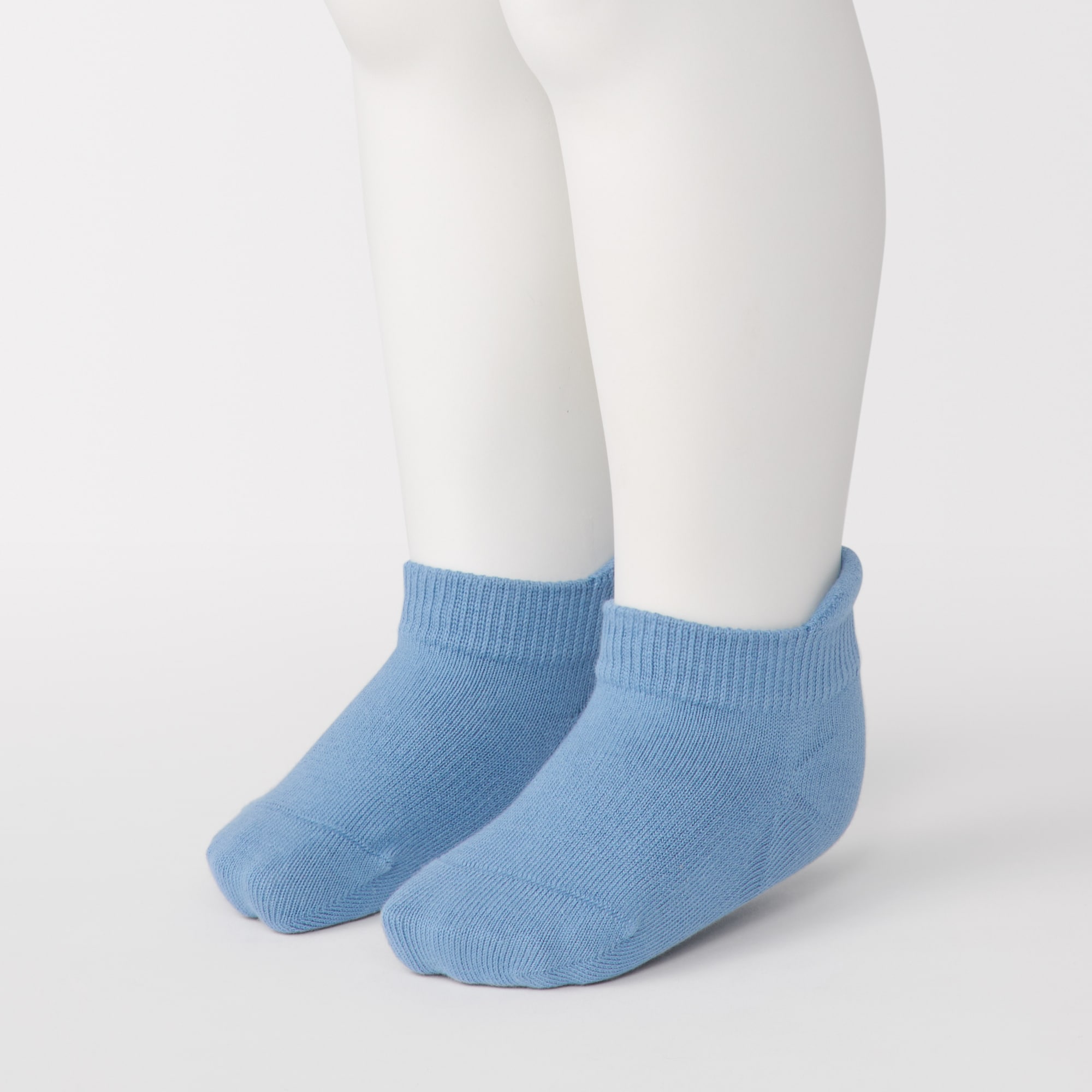 ベビー　足なり直角　スニーカーイン（３足組）