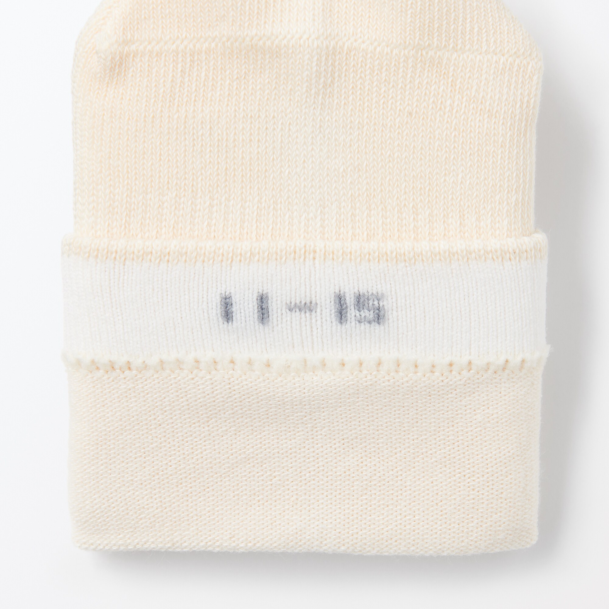 ベビー　足なり直角　靴下（３足組）