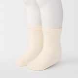 ベビー　足なり直角　靴下（３足組）