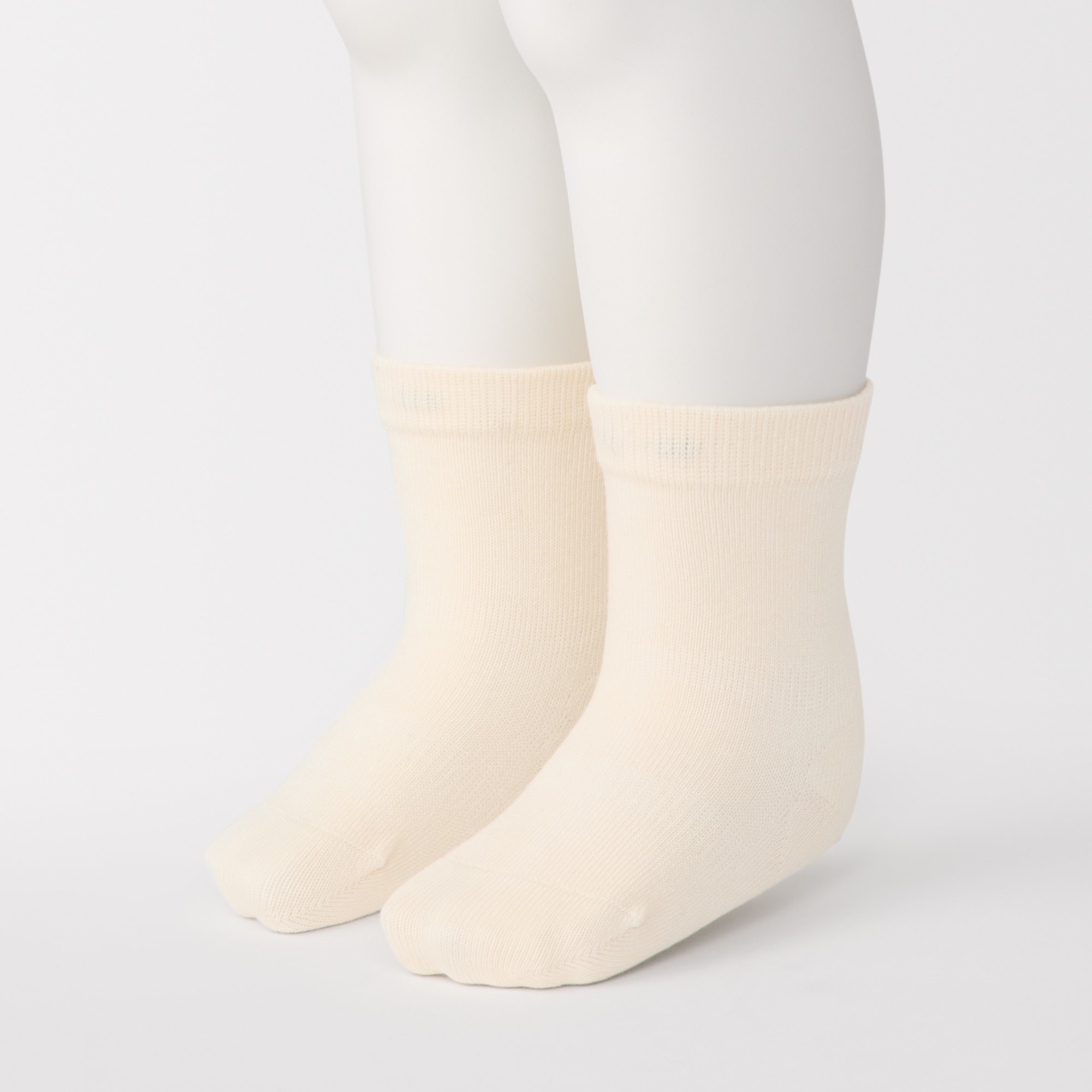 ベビー　足なり直角　靴下（３足組）