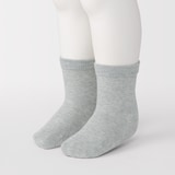 ベビー　足なり直角　靴下（３足組）