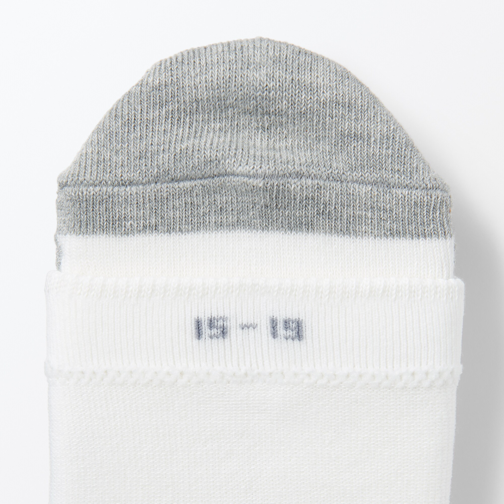 キッズ　足なり直角　靴下（３足組）