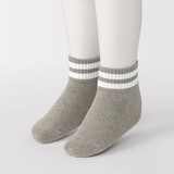 キッズ　足なり直角　ショート丈靴下（柄・３足組）