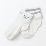 キッズ　足なり直角　ショート丈靴下（柄・３足組）