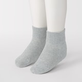キッズ　足なり直角　ショート丈靴下（３足組）