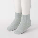 キッズ　足なり直角　ショート丈靴下（３足組）