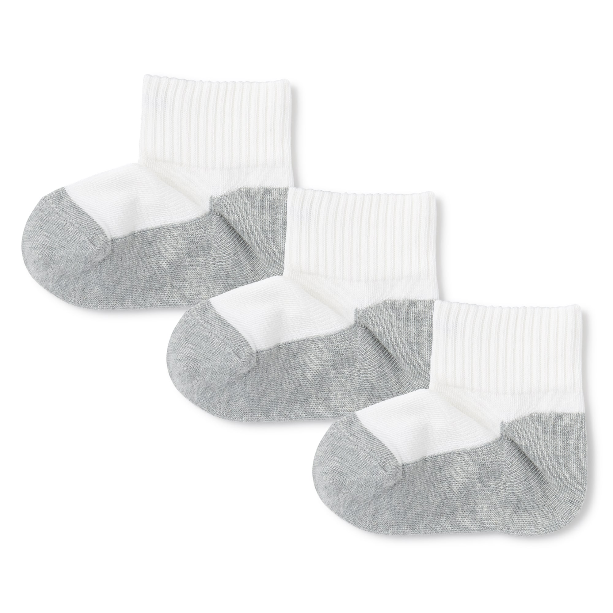 キッズ　足なり直角　ショート丈靴下（３足組）